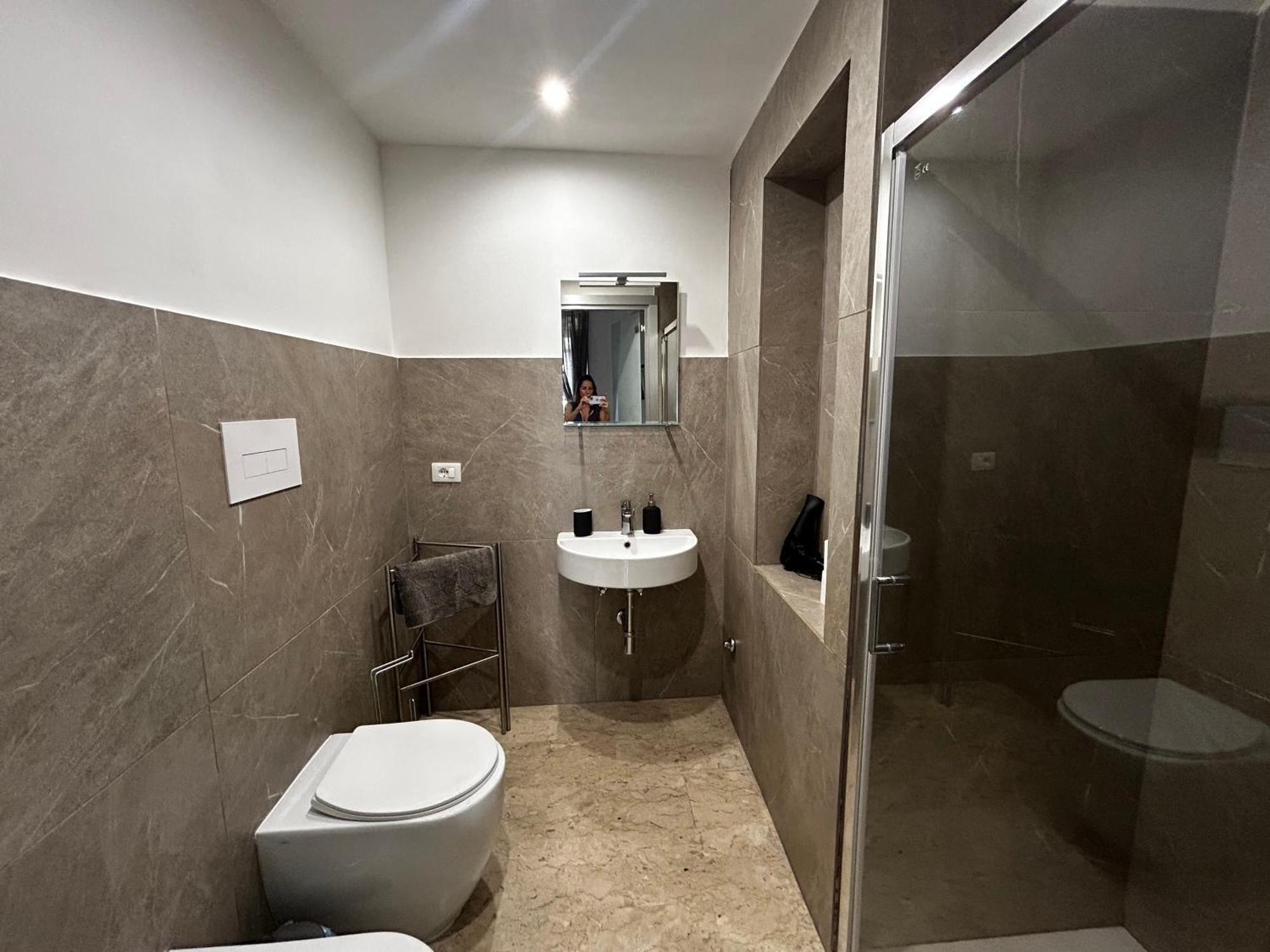 G House 100 Daire Katanya Dış mekan fotoğraf